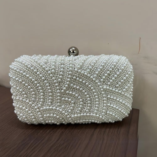 Trendily Customized white pearl clutches