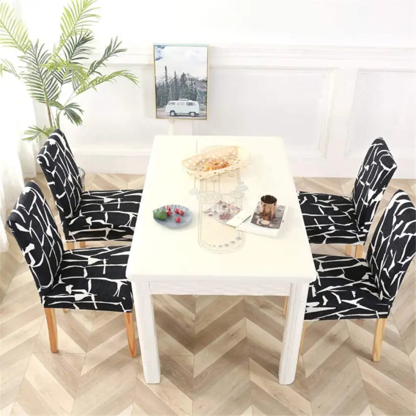 Trendily Stretchable Chair Covers Black & White (Cc-093)